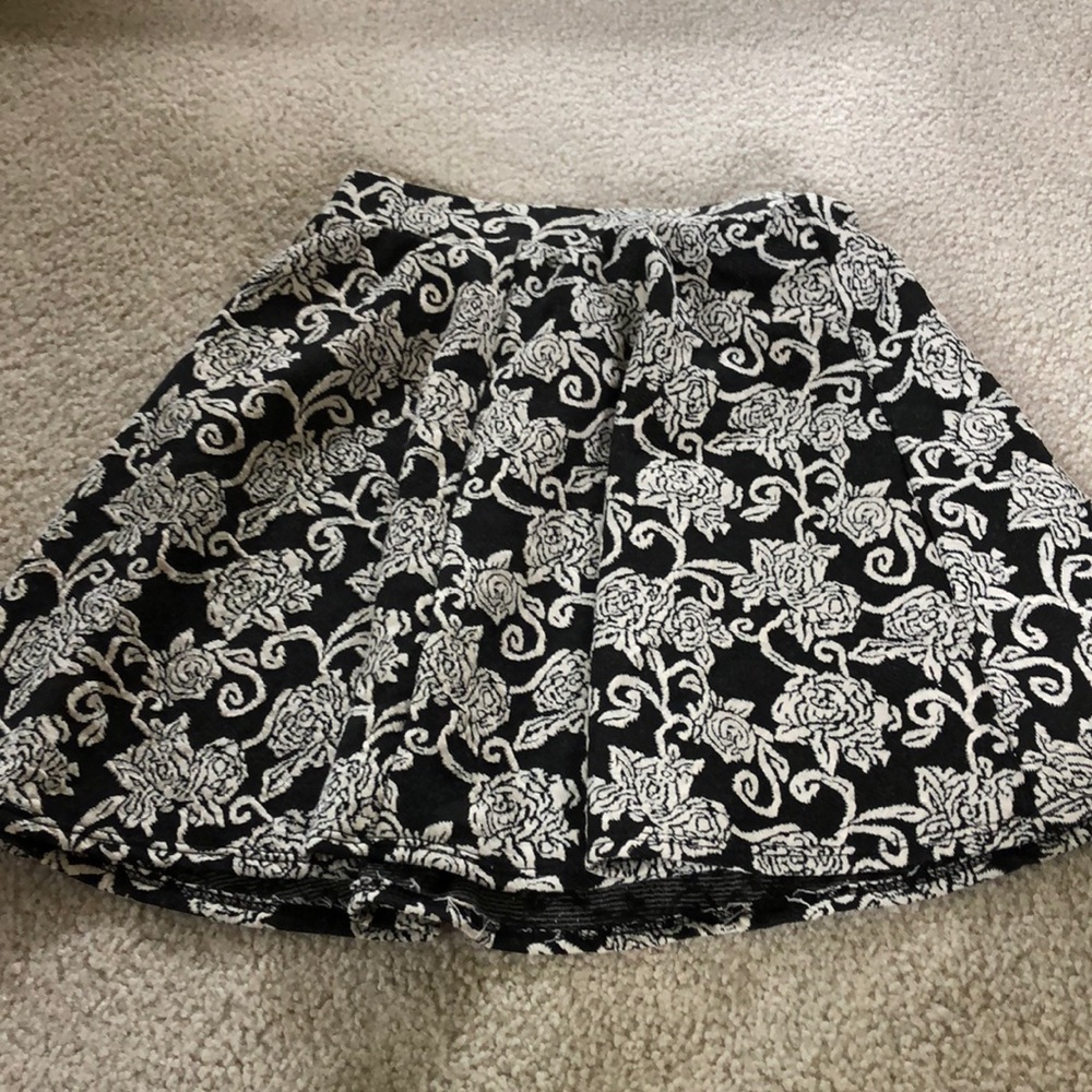 Floral high waisted skirt